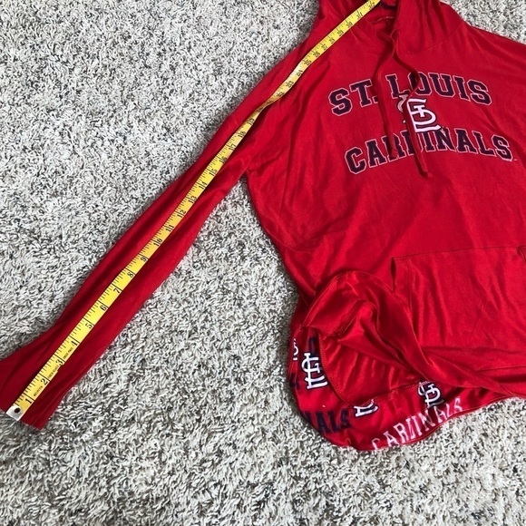 🆕 St. Louis Cardinals long sleeve stretchy hooded t… - Picture 7 of 9